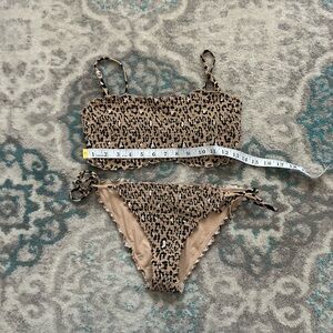 Women’s Hollister swim smocked cheetah print bikini top and bottom size M